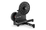 Home Trainer Elite Avanti à transmission directe avec connectivité Wi-Fi, Bluetooth et simulation de pente jusqu'à 18 %